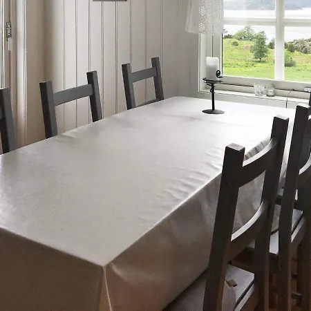 Tatil Evi Five-bedroom Holiday In Masfjordnes *